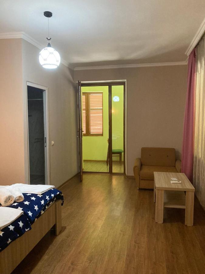 Happy Holiday Otel Ahıska Dış mekan fotoğraf